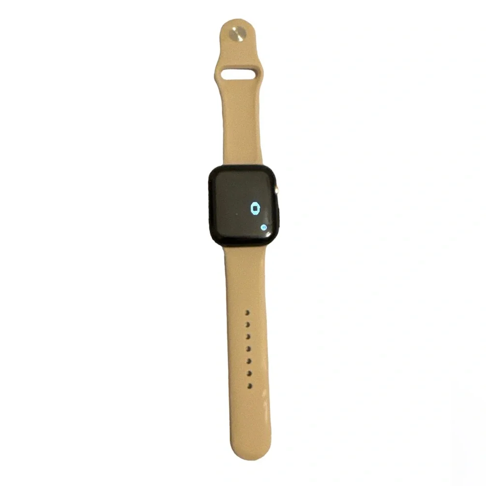 NWOT Apple Watch silicone Tan band 42/44 MM